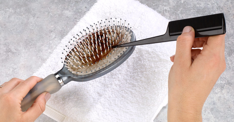 How to Clean Your Hairbrush the Right Way, Per Experts